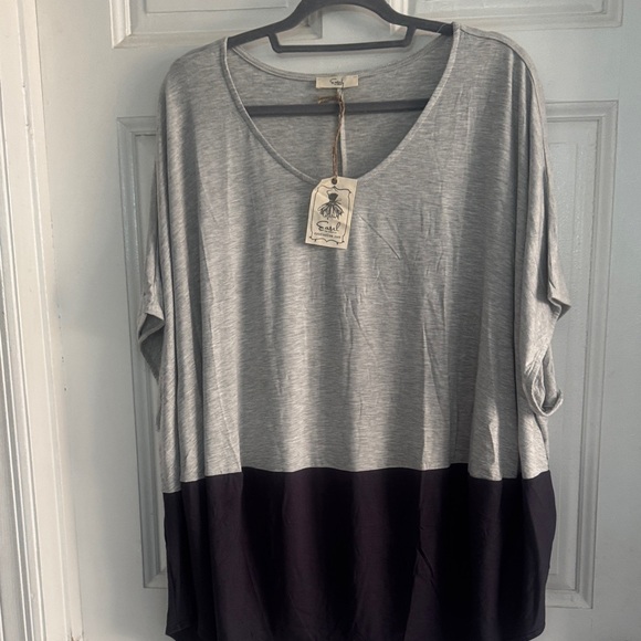 Cato Tops - Easel Gray and Black Colorblock Tunic SZ 3X new W tags